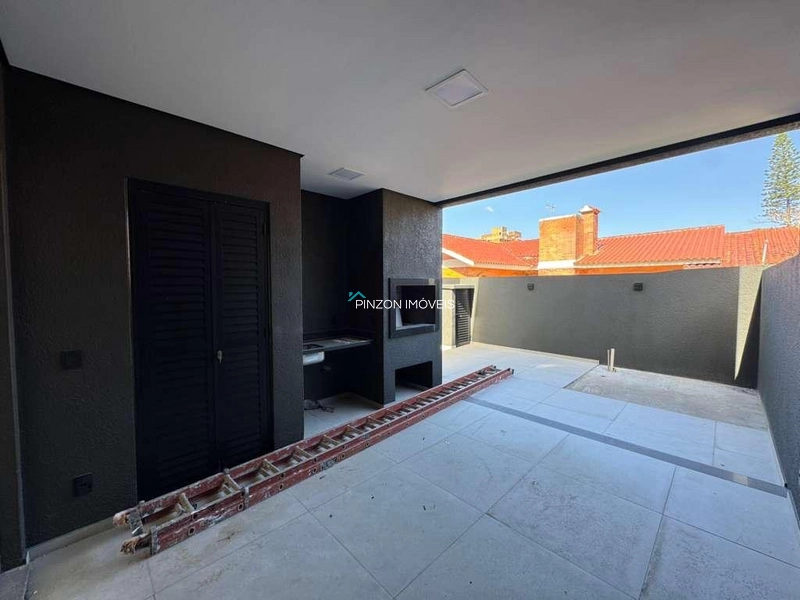 SOBRADO GEMINADO A 150M DA PRAIA: 8ª foto da galeria de imagens do imóvel