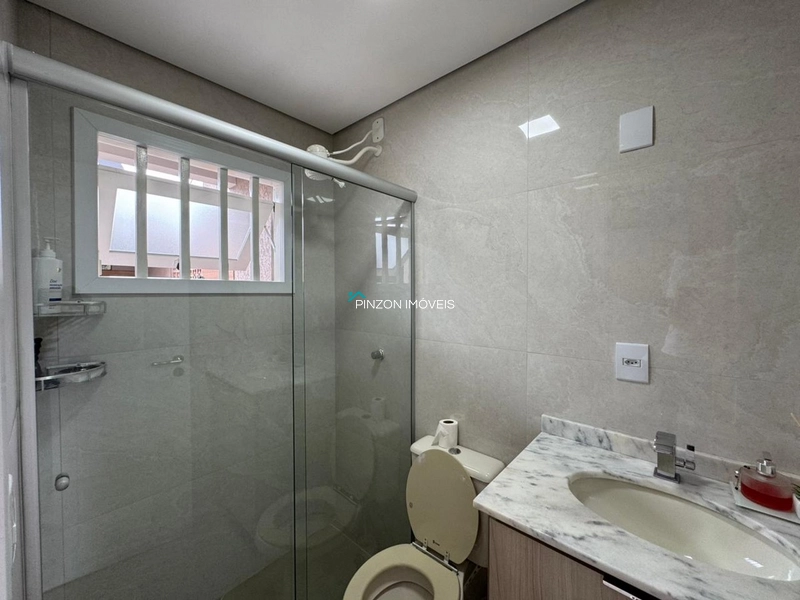 SOBRADO A 150 METROS DA PRAIA: 16ª foto da galeria de imagens do imóvel