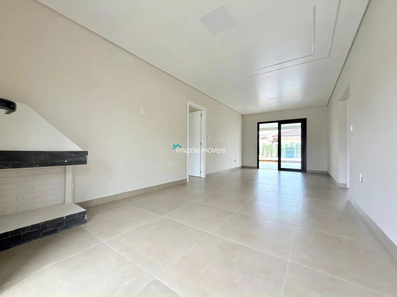 CASA COM PISCINA À 300 METROS DA PRAIA: 11ª foto da galeria de imagens do imóvel