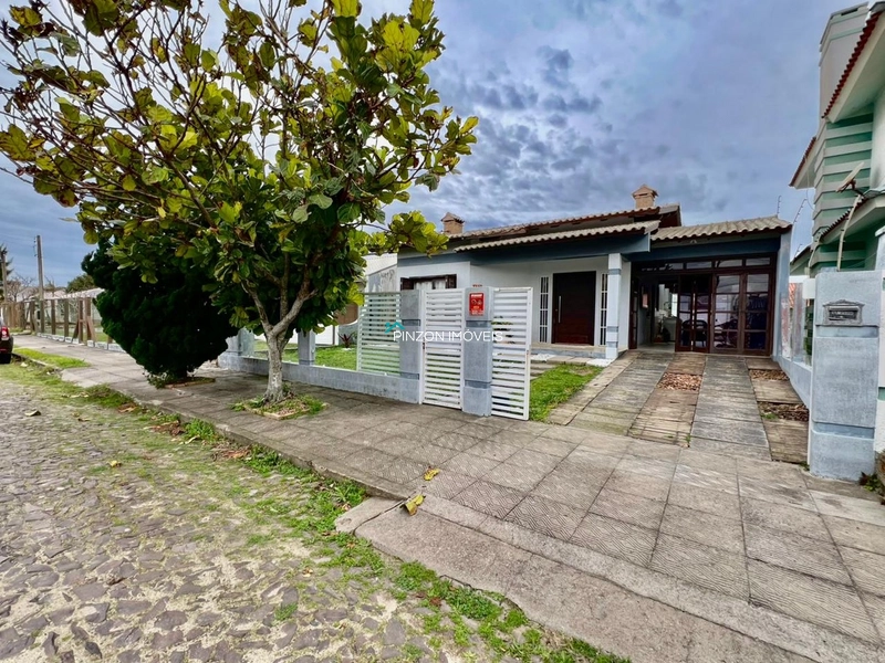 CASA A 100 METROS DA PRAIA EM ATLÂNTIDA SUL: 22ª foto da galeria de imagens do imóvel