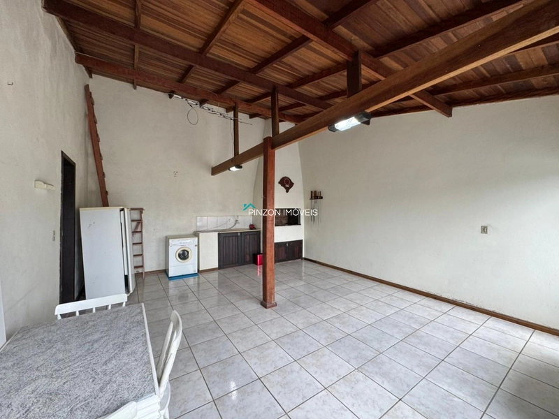 CASA EM ÓTIMA LOCALIZAÇÃO: 7ª foto da galeria de imagens do imóvel