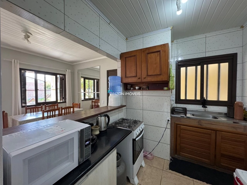 CASA A 250M DA PRAIA EM ATLÂNTIDA SUL: 7ª foto da galeria de imagens do imóvel