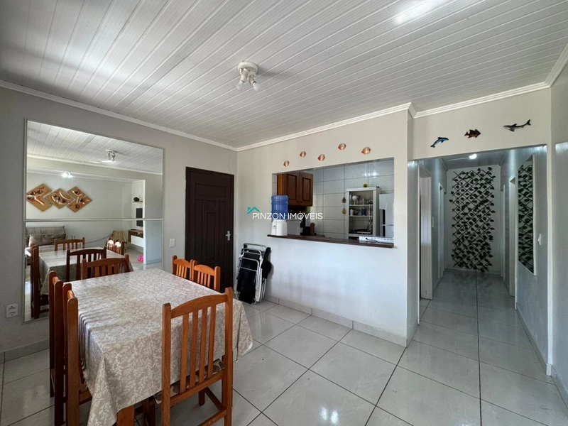 CASA A 250M DA PRAIA EM ATLÂNTIDA SUL: 8ª foto da galeria de imagens do imóvel