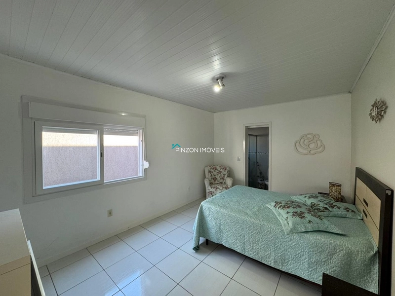 CASA A UMA QUADRA DA PRAIA: 17ª foto da galeria de imagens do imóvel