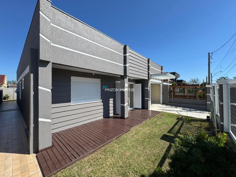 CASA A UMA QUADRA DA PRAIA: 4ª foto da galeria de imagens do imóvel