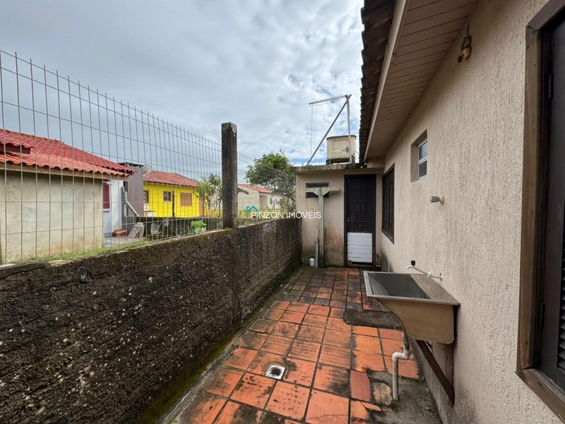 CASA A 300 METROS DA PRAIA EM ATLÂNTIDA SUL: 15ª foto da galeria de imagens do imóvel