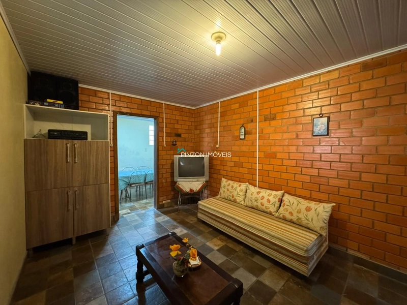 CASA A 300 METROS DA PRAIA EM ATLÂNTIDA SUL: 4ª foto da galeria de imagens do imóvel