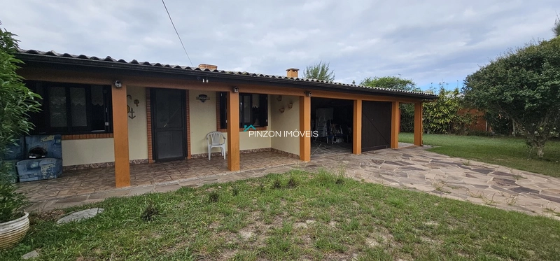 IMÓVEL COM DOIS TERRENOS A 100 METROS DO MAR EM ARROIO DO SAL: 2ª foto da galeria de imagens do imóvel