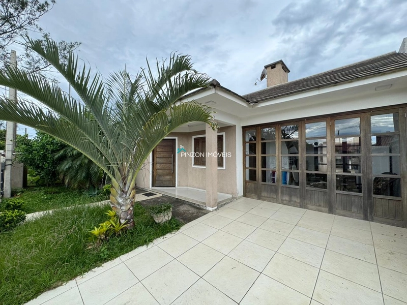 CASA A 200 METROS DO MAR: 1ª foto da galeria de imagens do imóvel