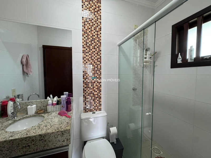 CASA A 200 METROS DO MAR: 14ª foto da galeria de imagens do imóvel