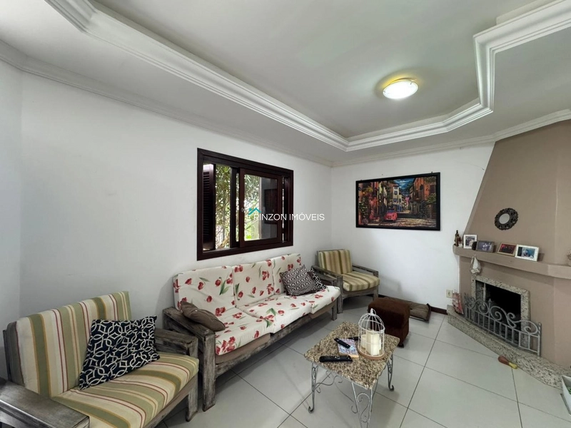 CASA A 200 METROS DO MAR: 3ª foto da galeria de imagens do imóvel