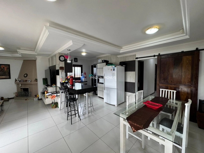 CASA A 200 METROS DO MAR: 6ª foto da galeria de imagens do imóvel