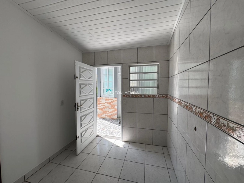 CASA A 250 METROS DA PRAIA EM MARIÁPOLIS: 21ª foto da galeria de imagens do imóvel