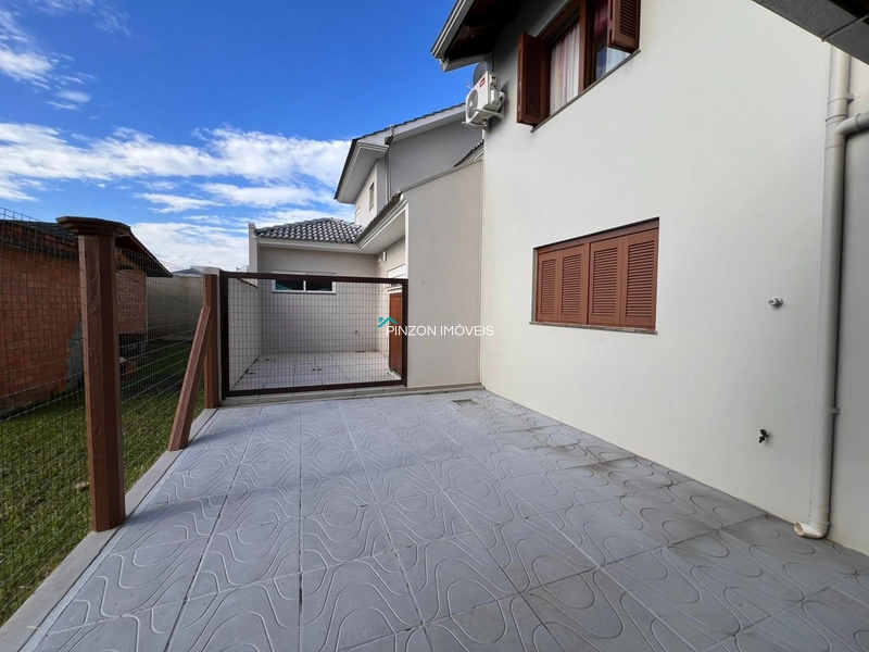 SOBRADO MOBILIADO À VENDA EM ARROIO DO SAL: 15ª foto da galeria de imagens do imóvel