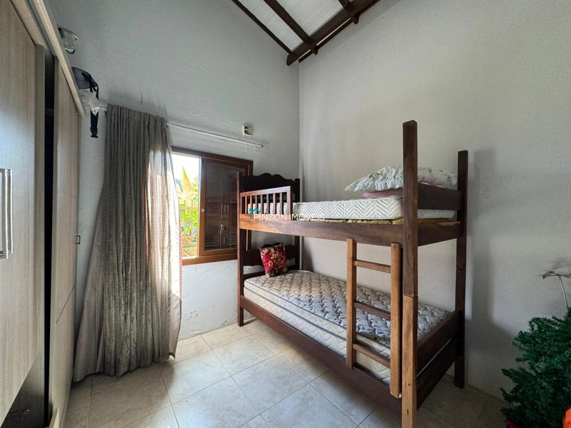 CASA COM PISCINA A 250M DA PRAIA: 13ª foto da galeria de imagens do imóvel