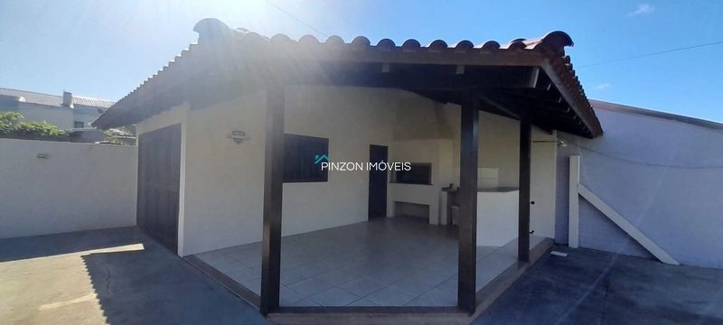 CASA NOVA, MOBILIADA E EM TERRENO DUPLO: 9ª foto da galeria de imagens do imóvel