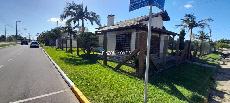 CASA NOVA, MOBILIADA E EM TERRENO DUPLO: 5ª foto da galeria de imagens do imóvel