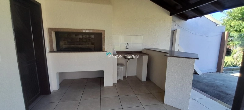 CASA NOVA, MOBILIADA E EM TERRENO DUPLO: 13ª foto da galeria de imagens do imóvel