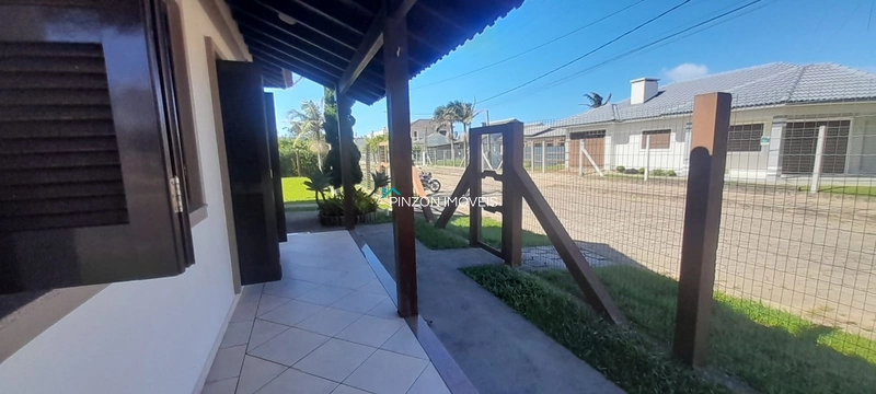 CASA NOVA, MOBILIADA E EM TERRENO DUPLO: 42ª foto da galeria de imagens do imóvel