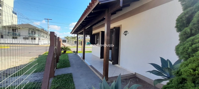 CASA NOVA, MOBILIADA E EM TERRENO DUPLO: 45ª foto da galeria de imagens do imóvel