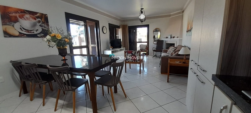 CASA NOVA, MOBILIADA E EM TERRENO DUPLO: 19ª foto da galeria de imagens do imóvel