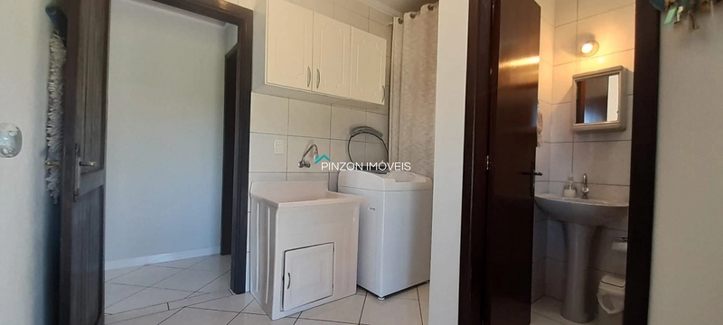 CASA NOVA, MOBILIADA E EM TERRENO DUPLO: 28ª foto da galeria de imagens do imóvel