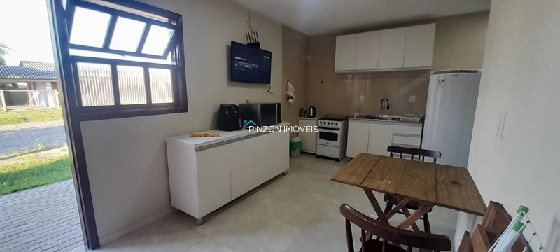 APARTAMENTO A APENAS 350 METROS DO MAR EM ARROIO DO SAL!: 4ª foto da galeria de imagens do imóvel