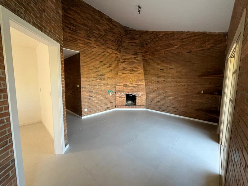 CASA MUITO BEM LOCALIZADA EM RAINHA DO MAR.: 2ª foto da galeria de imagens do imóvel