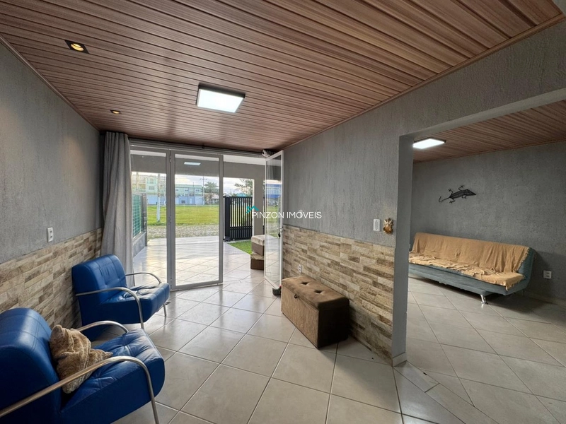 CASA A 50 METROS DO CENTRO DE ATLÂNTIDA SUL: 7ª foto da galeria de imagens do imóvel