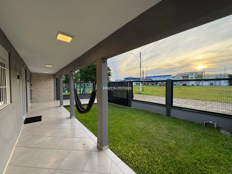 CASA A 50 METROS DO CENTRO DE ATLÂNTIDA SUL: 5ª foto da galeria de imagens do imóvel