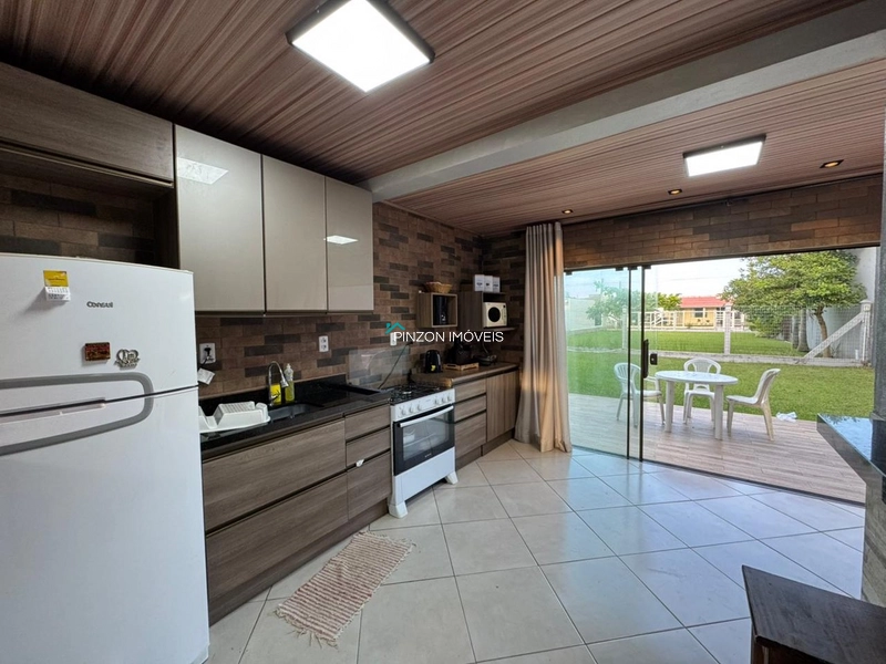 CASA A 50 METROS DO CENTRO DE ATLÂNTIDA SUL: 13ª foto da galeria de imagens do imóvel