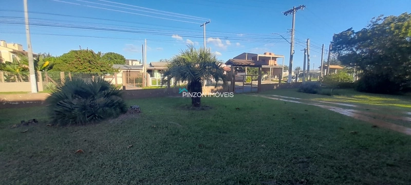 Casa com 3 terrenos no Balneário Jardim Olivia, na Av. principal.: 5ª foto da galeria de imagens do imóvel