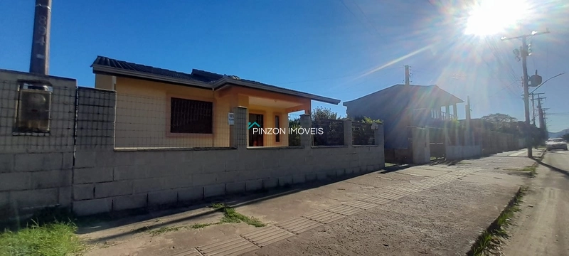 DUAS CASAS NO MESMO TERRENO NO CORAÇÃO DE ARROIO DO SAL!: 4ª foto da galeria de imagens do imóvel