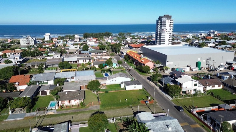 TERRENO DE ESQUINA A 300 METROS DO MAR EM ARROIO DO SAL: 4ª foto da galeria de imagens do imóvel