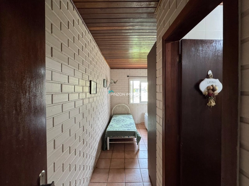 CASA A 50M DA PRAIA EM ATLÂNTIDA SUL: 13ª foto da galeria de imagens do imóvel