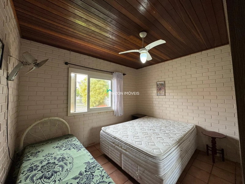 CASA A 50M DA PRAIA EM ATLÂNTIDA SUL: 16ª foto da galeria de imagens do imóvel