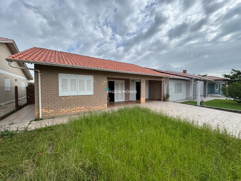 CASA A 50M DA PRAIA EM ATLÂNTIDA SUL: 14ª foto da galeria de imagens do imóvel