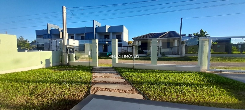 CASA NOVA A 250 METROS DO MAR EM ARROIO DO SAL!: 8ª foto da galeria de imagens do imóvel