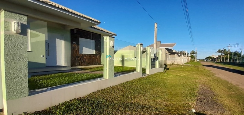 CASA NOVA A 250 METROS DO MAR EM ARROIO DO SAL!: 5ª foto da galeria de imagens do imóvel