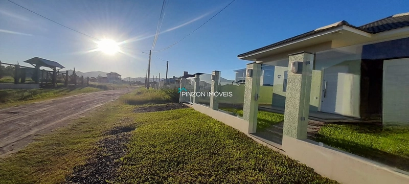 CASA NOVA A 250 METROS DO MAR EM ARROIO DO SAL!: 6ª foto da galeria de imagens do imóvel