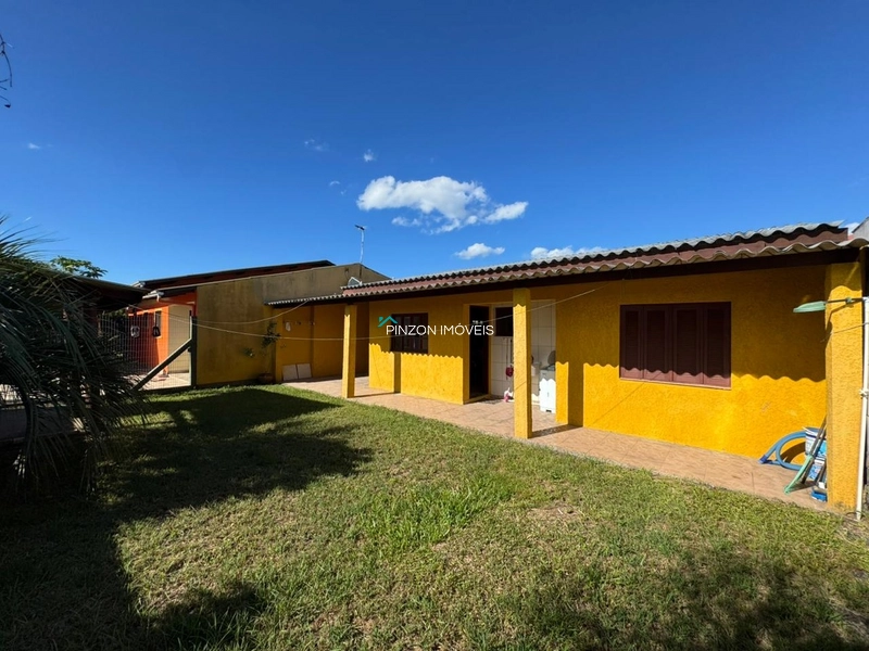 CASA COM PISCINA.: 8ª foto da galeria de imagens do imóvel