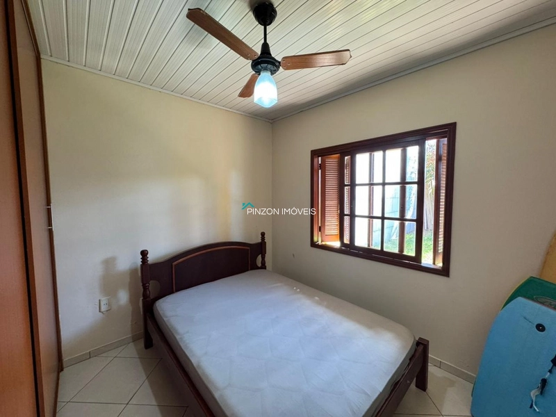 CASA COM PISCINA.: 19ª foto da galeria de imagens do imóvel