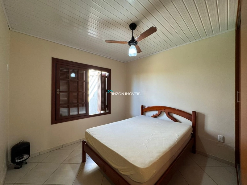 CASA COM PISCINA.: 17ª foto da galeria de imagens do imóvel