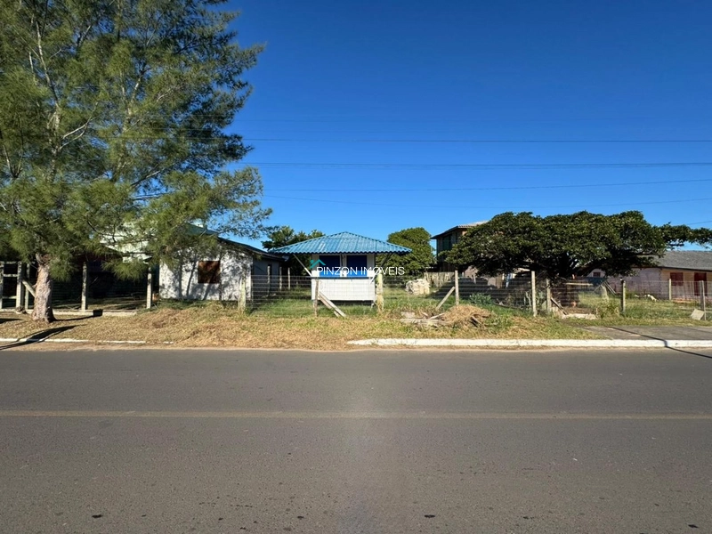 TERRENO NAS VIAS PRINCIPAIS DA PRAIA DE ARROIO DO SAL!: 1ª foto da galeria de imagens do imóvel