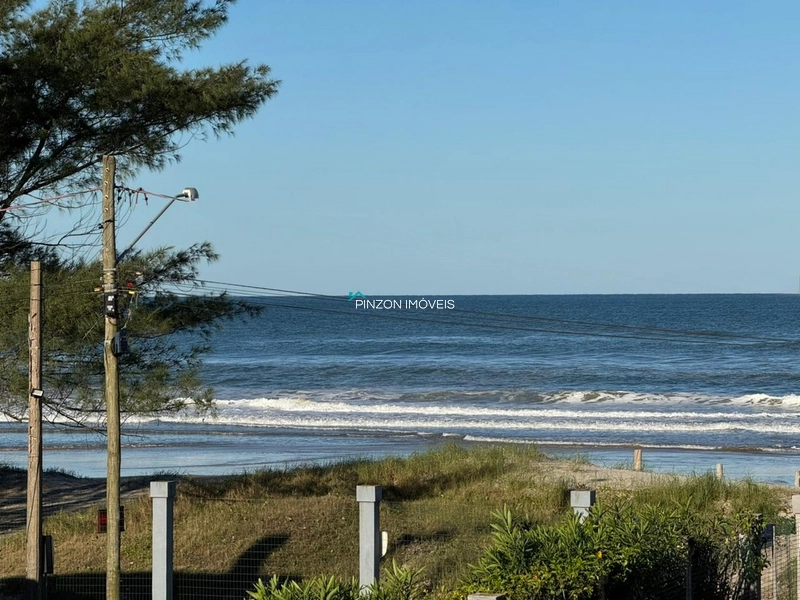 SOBRADO A 50 METROS DO MAR.: 4ª foto da galeria de imagens do imóvel