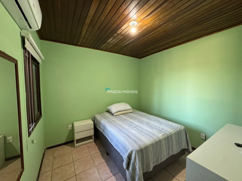 SOBRADO A 50 METROS DO MAR.: 18ª foto da galeria de imagens do imóvel