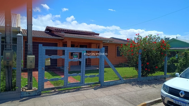 Casa à venda na avenida principal de Areias Brancas – Arroio do Sal!: 3ª foto da galeria de imagens do imóvel