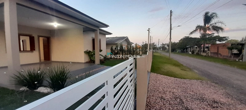 LINDA CASA NOVA EM ARROIO DO SAL!: 4ª foto da galeria de imagens do imóvel