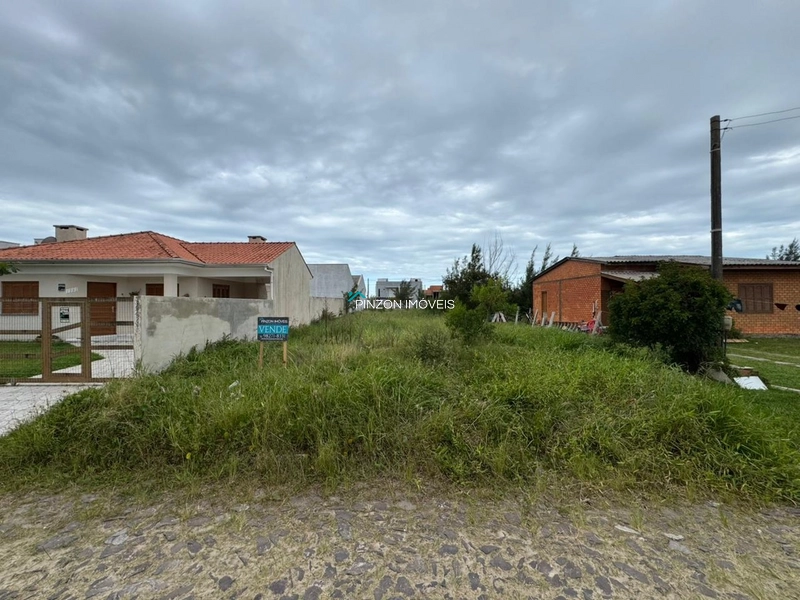 TERRENO EM ATLÂNTIDA SUL: 1ª foto da galeria de imagens do imóvel