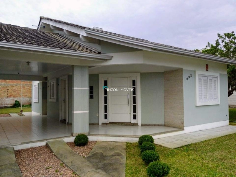 ÓTIMA CASA FRENTE LESTE EM ARROIO DO SAL!!!: 1ª foto da galeria de imagens do imóvel